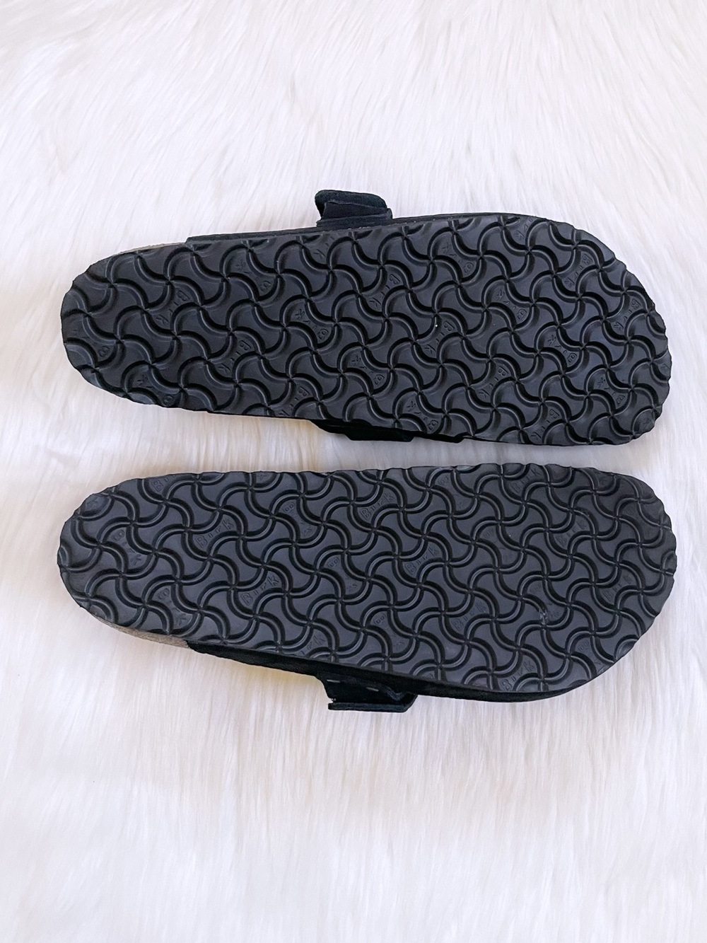 Birkenstock Men’s Nagoya Desert Buck Black Nubuck Leather Slip-On Clogs - Picture 9 of 11